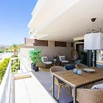 Apartment Luxury With Sea Views And Heated Pool