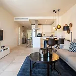Apartment Luxury With Sea Views And Heated Pool *